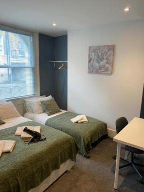 Comfy Private Bedrooms near Euston, Central London (127)